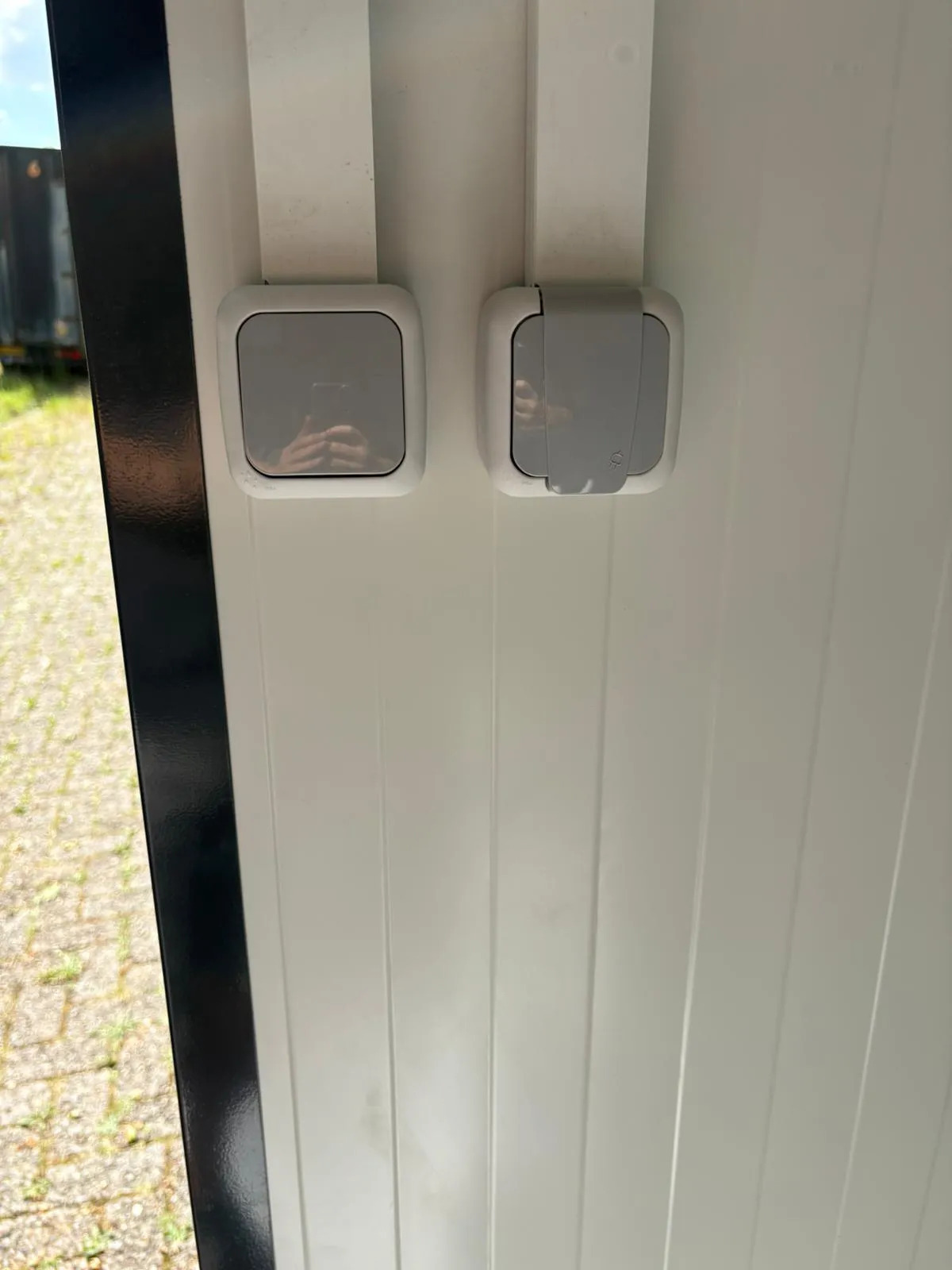Light switches inside a portable bathroom unit